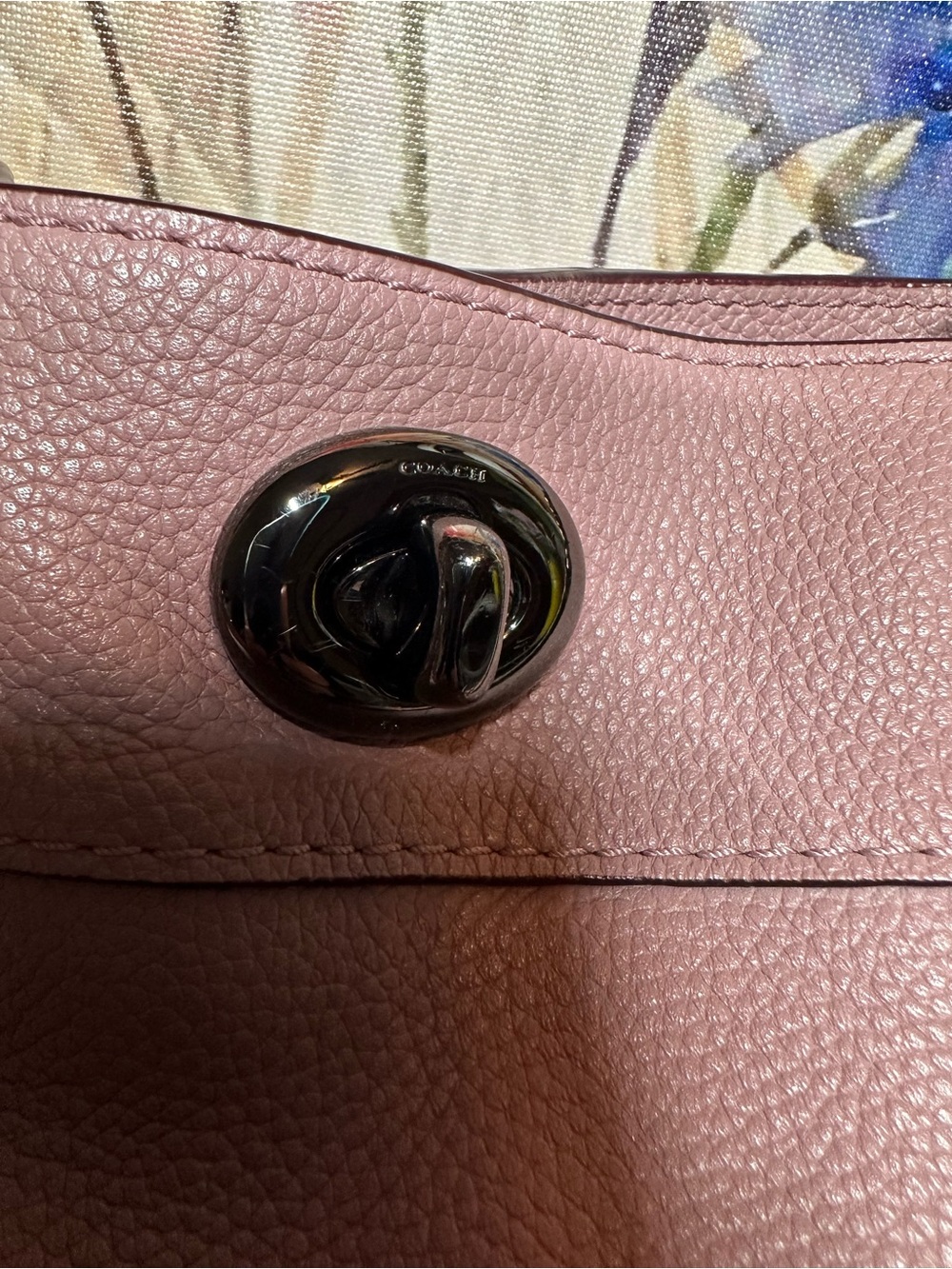 Coach Dusty Rose Pebbled Leather Shoulder Bag with Chain Straps - Picture 3 of 16